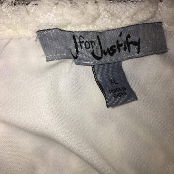 Dress - Picture 3 of 6